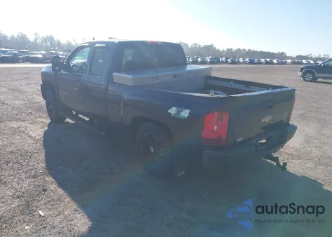 2008 Chevrolet Silverado 1500 Work Truck from USA, damaged, VIN 2GCEK19C881132877